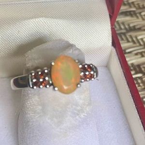 Vintage Ethiopian Opal Garnet Ring 925 Sterling Silver Thailand Size 7 Fire Opal